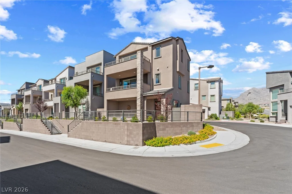 673 Pyrite Will, Las Vegas, NV 89138