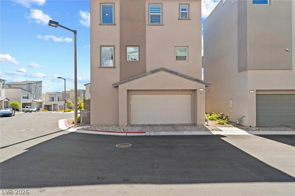 673 Pyrite Will, Las Vegas, NV 89138
