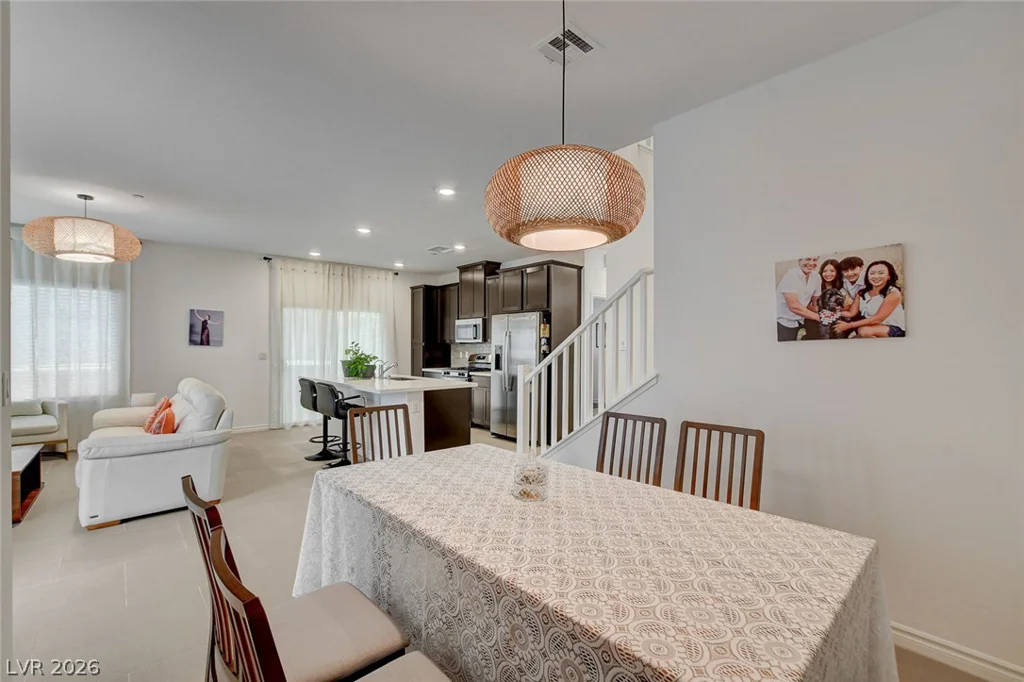 600 Carriage Hill, Las Vegas, NV 89138