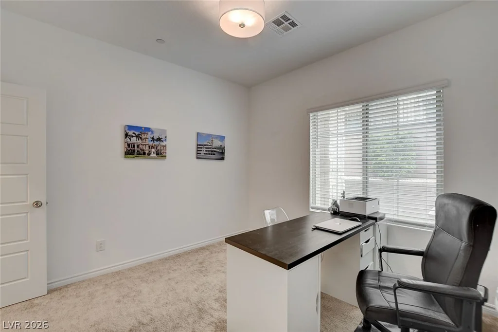 600 Carriage Hill, Las Vegas, NV 89138