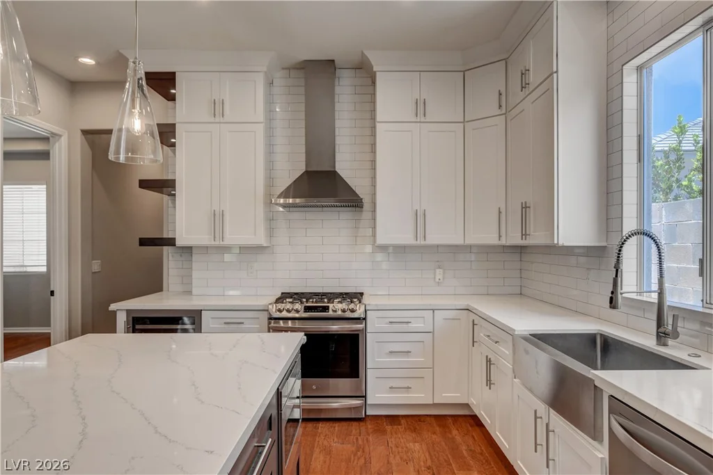 3374 Garden Shower, Las Vegas, NV 89135