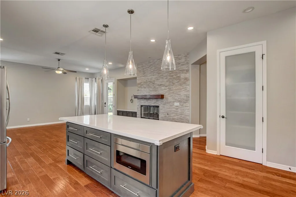 3374 Garden Shower, Las Vegas, NV 89135