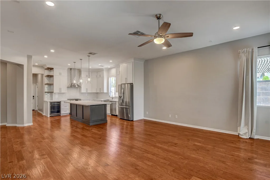 3374 Garden Shower, Las Vegas, NV 89135