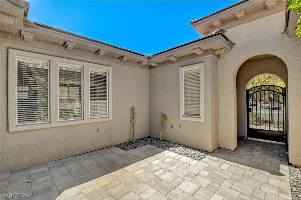 3374 Garden Shower, Las Vegas, NV 89135