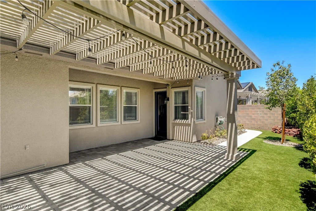 3374 Garden Shower, Las Vegas, NV 89135