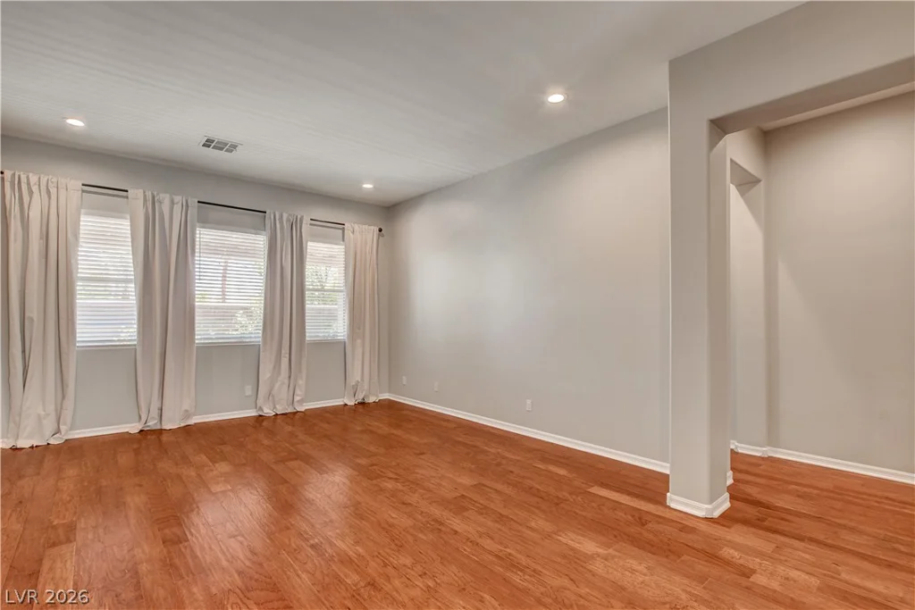 3374 Garden Shower, Las Vegas, NV 89135