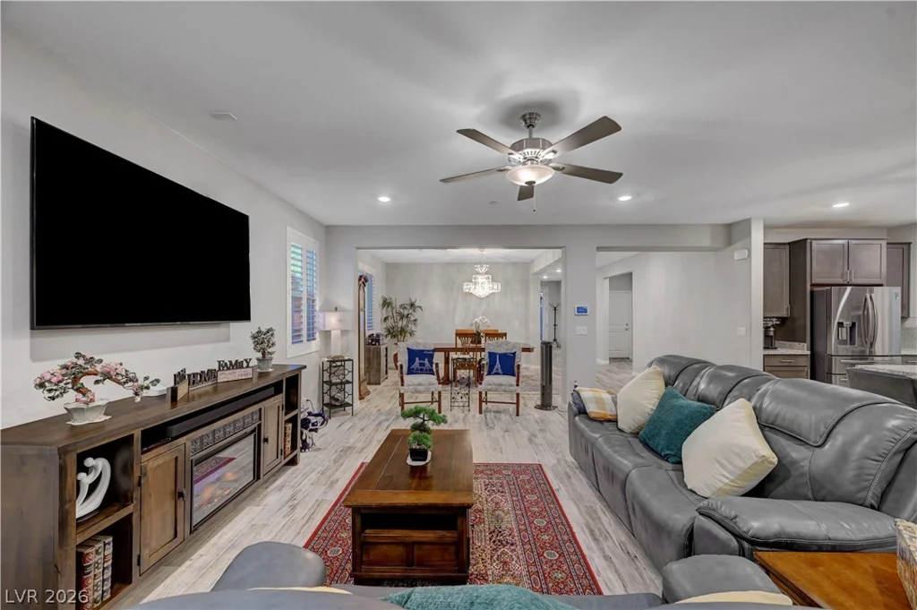 6391 Montrose Park, Las Vegas, NV 89149