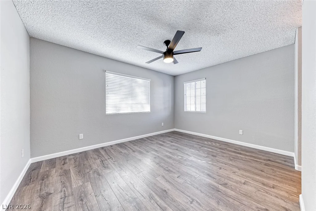 211 Mission Laguna, Las Vegas, NV 89107