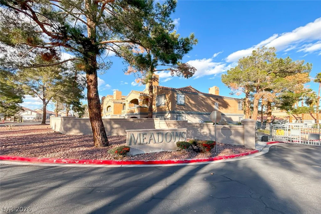 211 Mission Laguna, Las Vegas, NV 89107