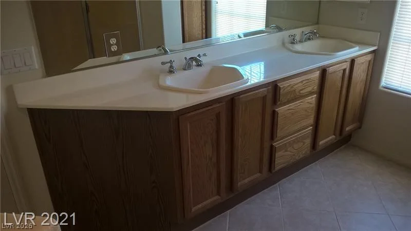 7290 Sheared Cliff, Las Vegas, NV 89149