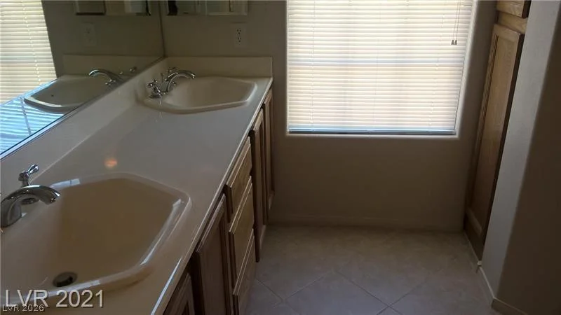 7290 Sheared Cliff, Las Vegas, NV 89149