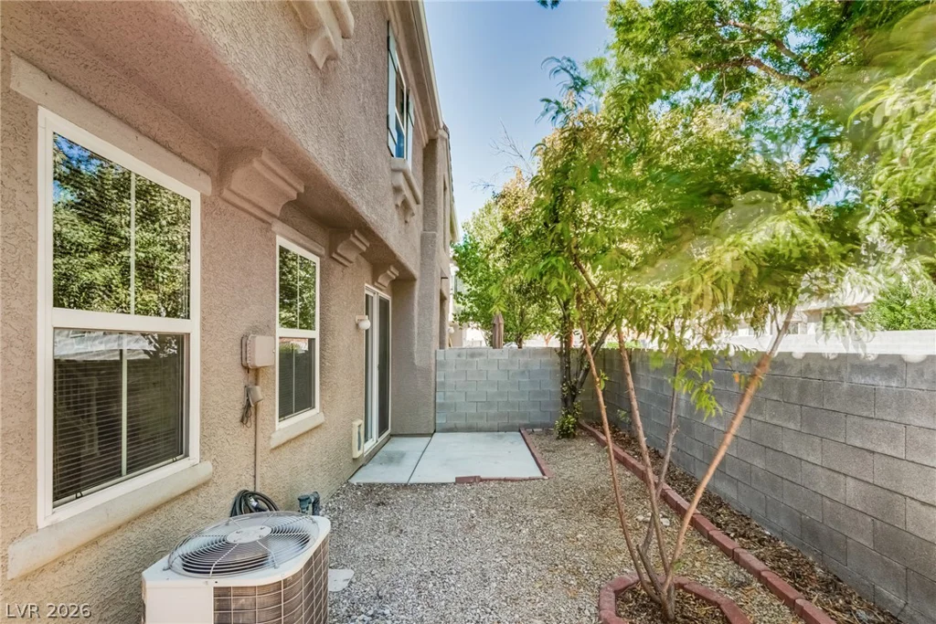 3924 Lazy Pine, Las Vegas, NV 89108