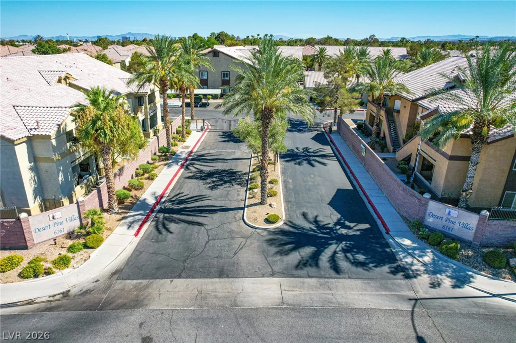 3924 Lazy Pine, Las Vegas, NV 89108