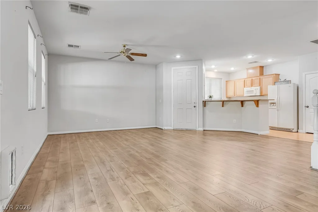 3924 Lazy Pine, Las Vegas, NV 89108