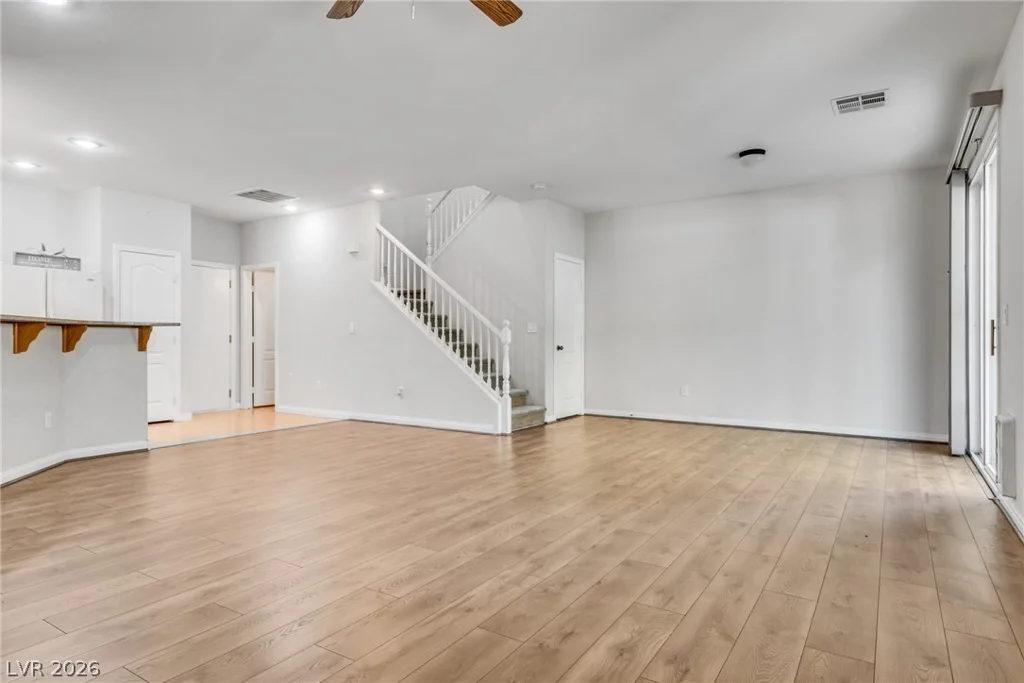 3924 Lazy Pine, Las Vegas, NV 89108