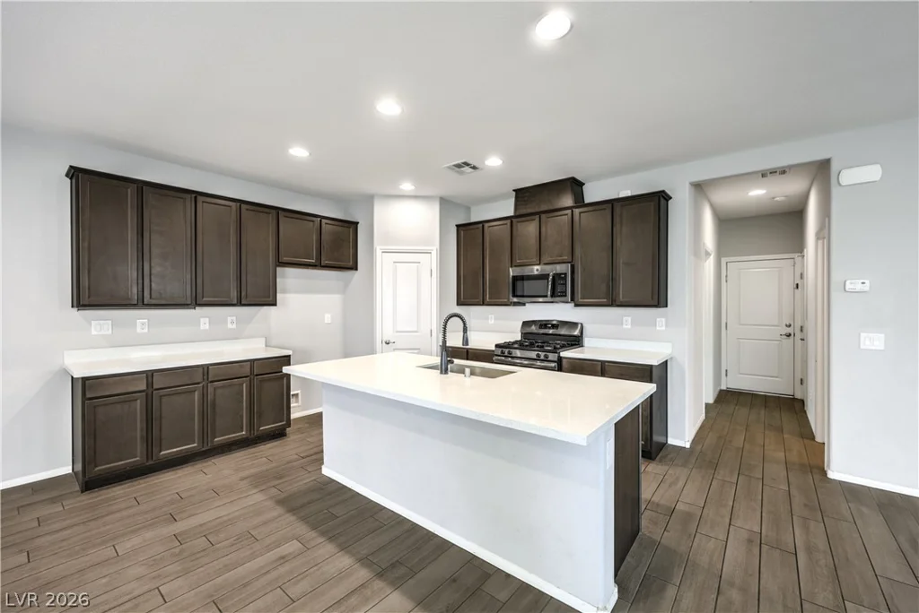 8686 Windy Canyon, Las Vegas, NV 89113
