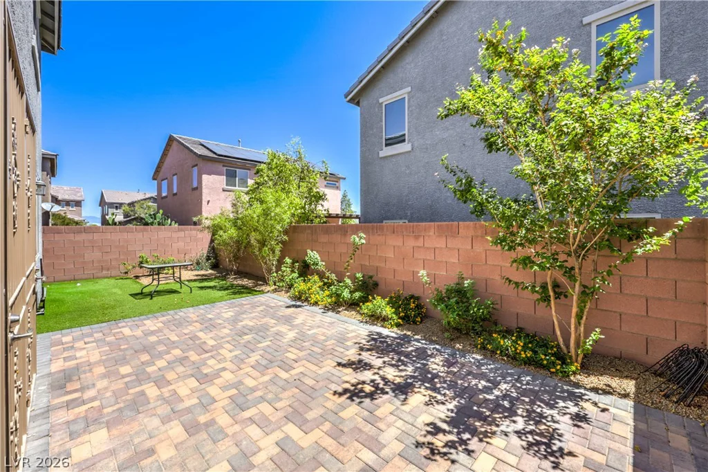 8686 Windy Canyon, Las Vegas, NV 89113