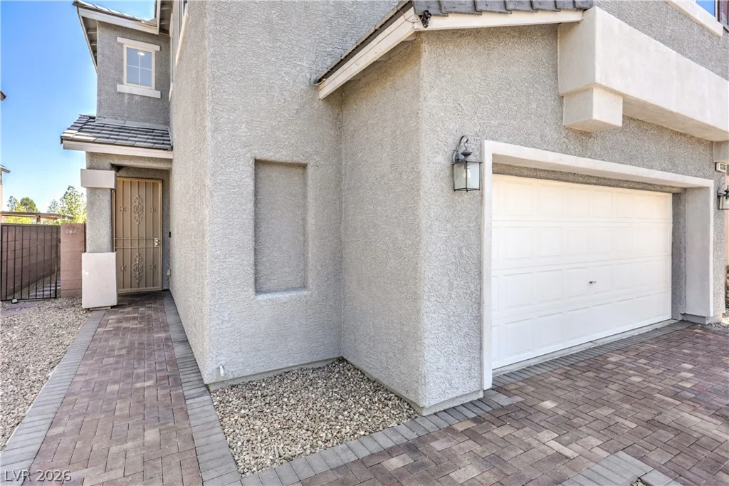8686 Windy Canyon, Las Vegas, NV 89113