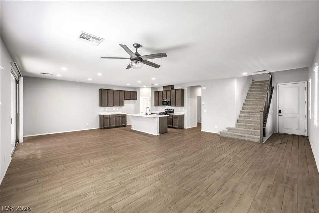 8686 Windy Canyon, Las Vegas, NV 89113