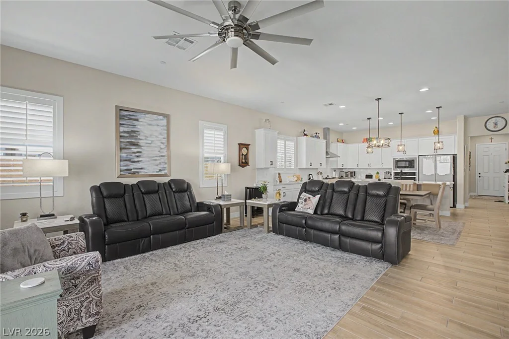 7375 Rosenberger, Las Vegas, NV 89166