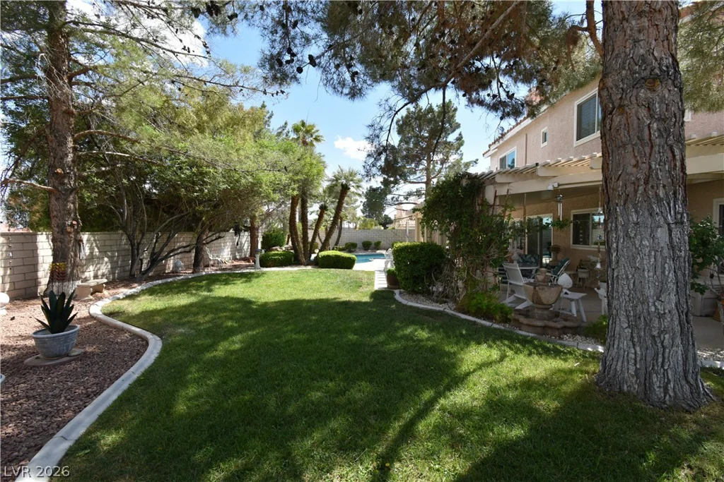 5736 Willowcreek, North Las Vegas, NV 89031