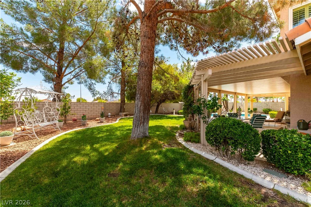 5736 Willowcreek, North Las Vegas, NV 89031