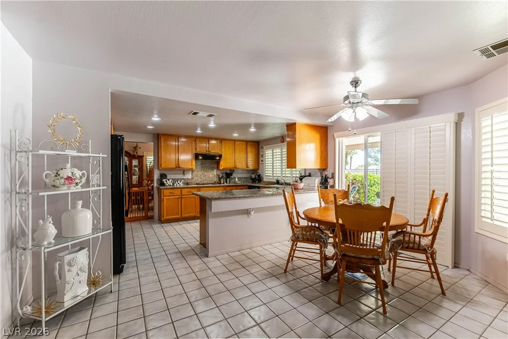 5736 Willowcreek, North Las Vegas, NV 89031