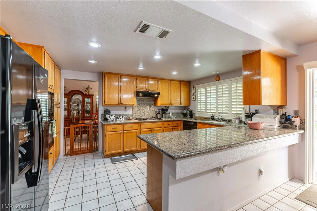 5736 Willowcreek, North Las Vegas, NV 89031