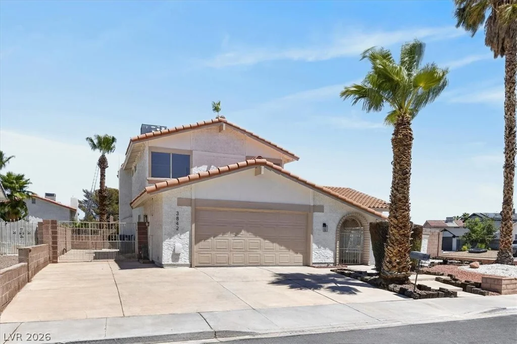 3842 Higley, Las Vegas, NV 89103