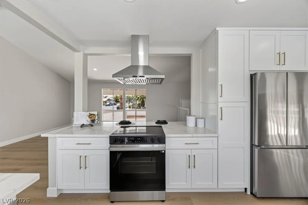 3842 Higley, Las Vegas, NV 89103