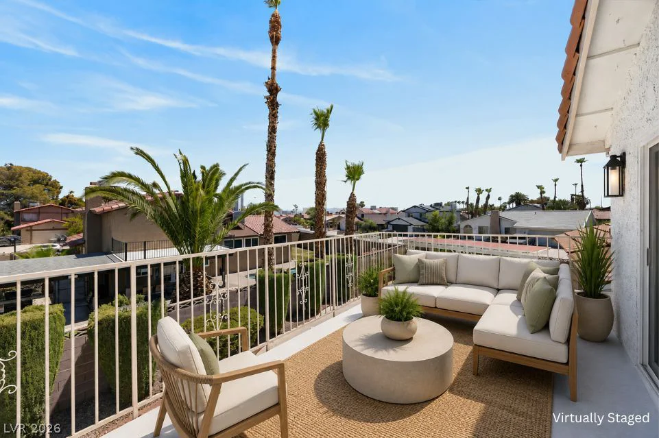 3842 Higley, Las Vegas, NV 89103