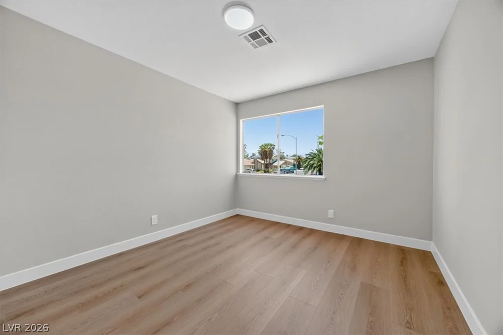 3842 Higley, Las Vegas, NV 89103