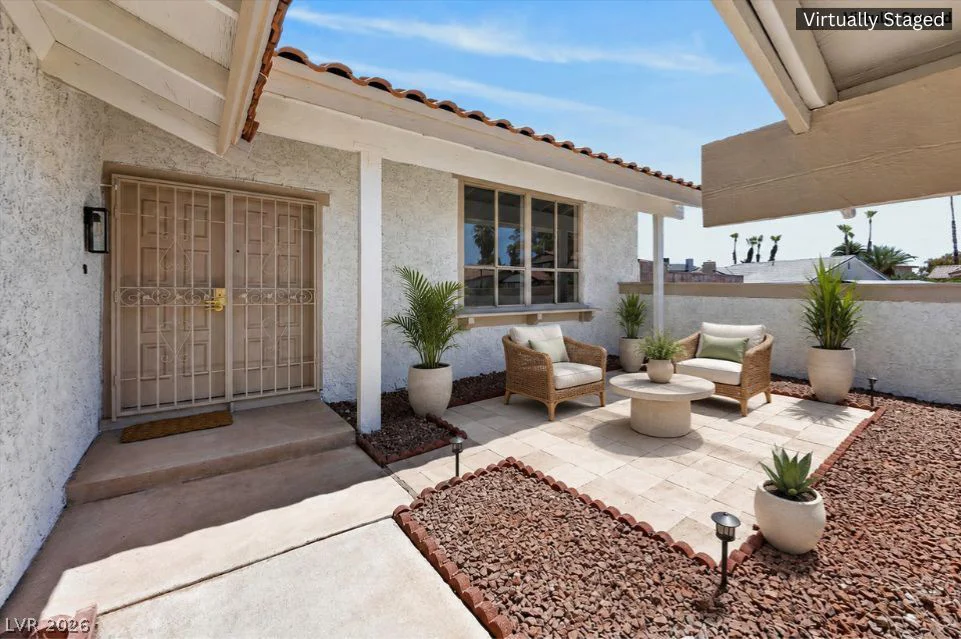 3842 Higley, Las Vegas, NV 89103