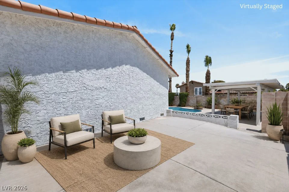 3842 Higley, Las Vegas, NV 89103