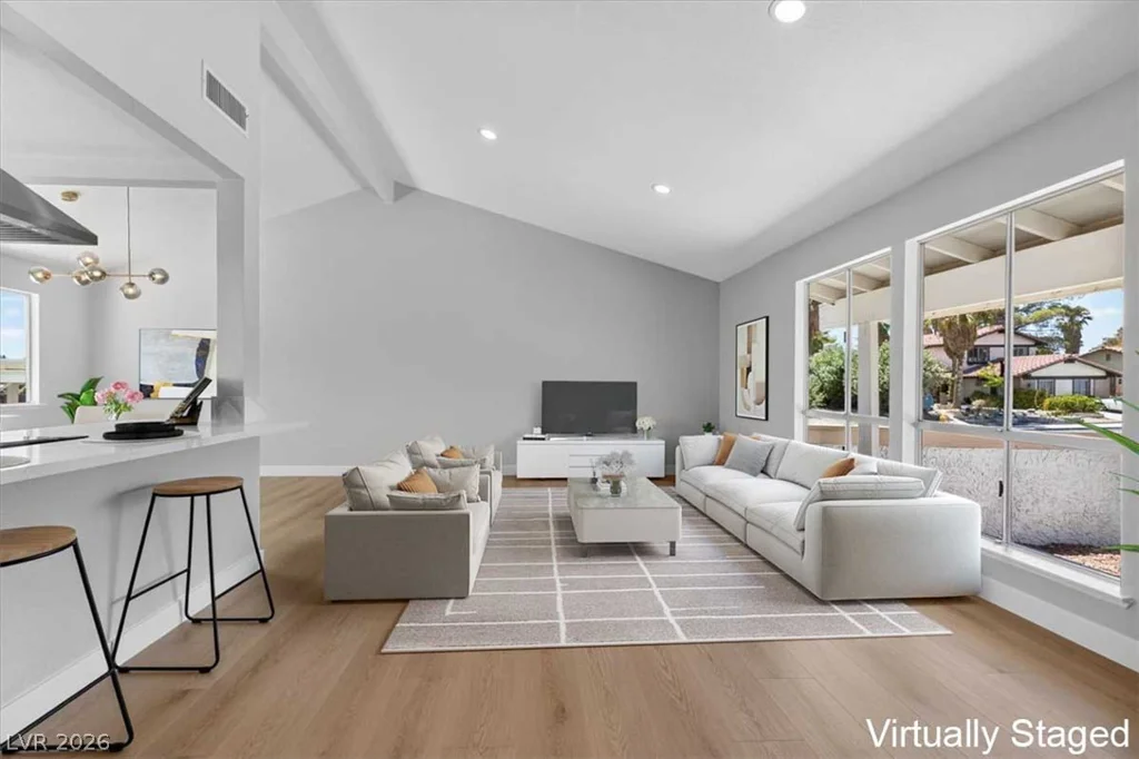 3842 Higley, Las Vegas, NV 89103