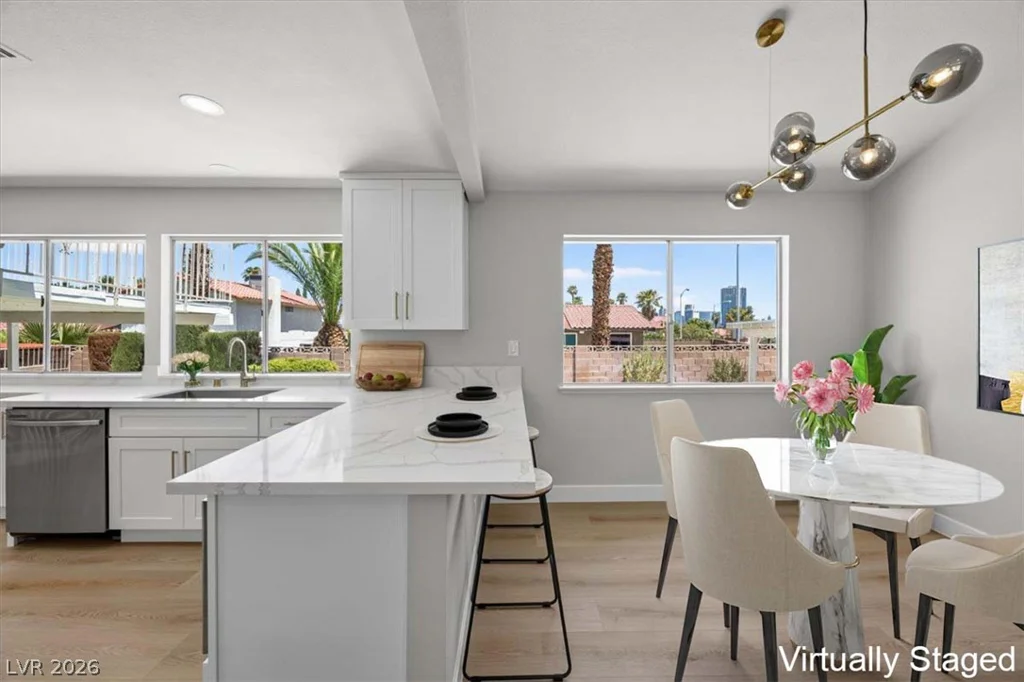 3842 Higley, Las Vegas, NV 89103