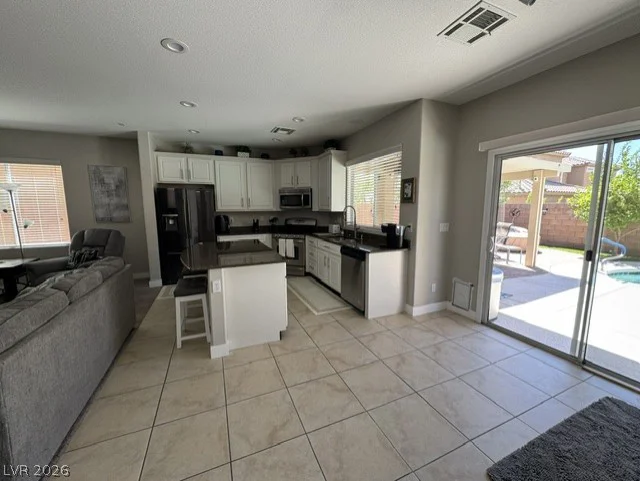7379 Glorious Sun, Las Vegas, NV 89178