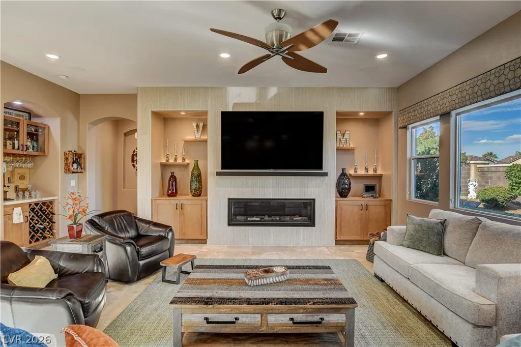 3364 Garden Shower, Las Vegas, NV 89135