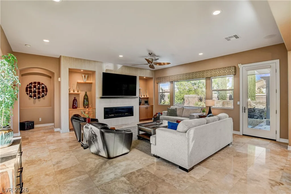 3364 Garden Shower, Las Vegas, NV 89135