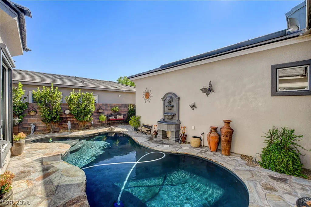 3364 Garden Shower, Las Vegas, NV 89135
