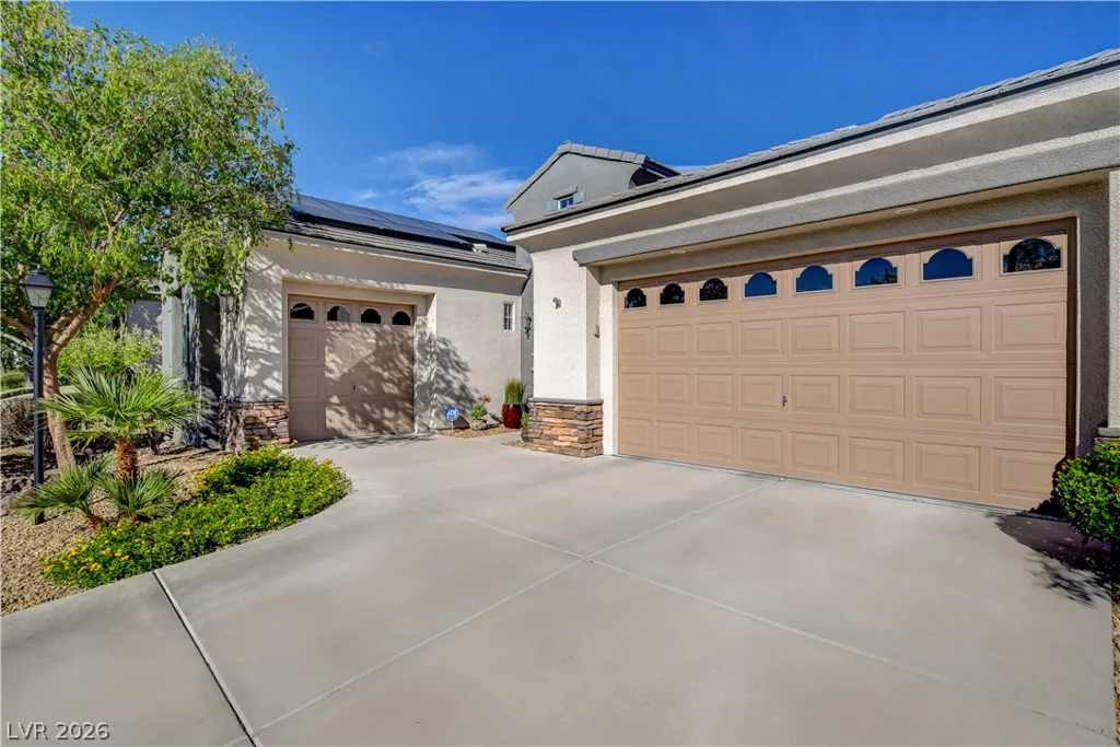 3364 Garden Shower, Las Vegas, NV 89135
