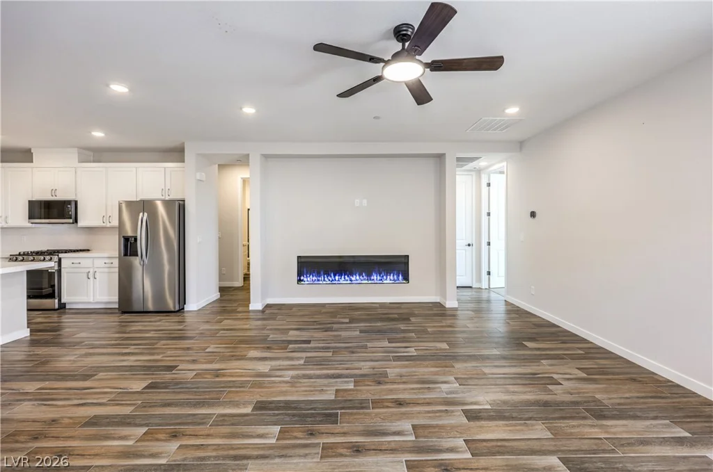 8336 Tanton Ridge, Las Vegas, NV 89166