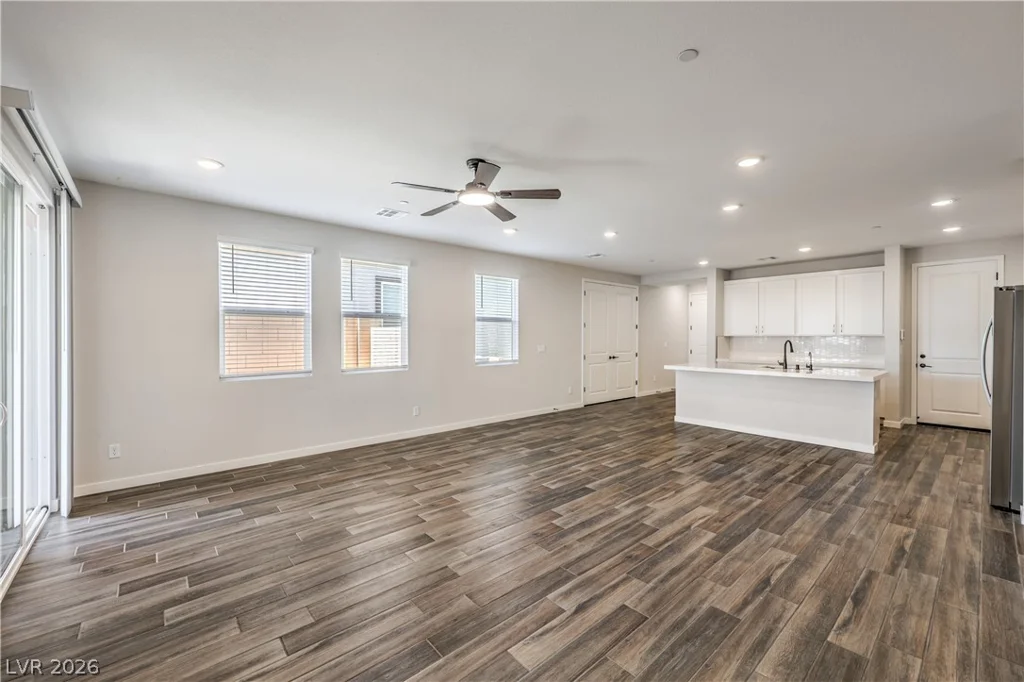 8336 Tanton Ridge, Las Vegas, NV 89166