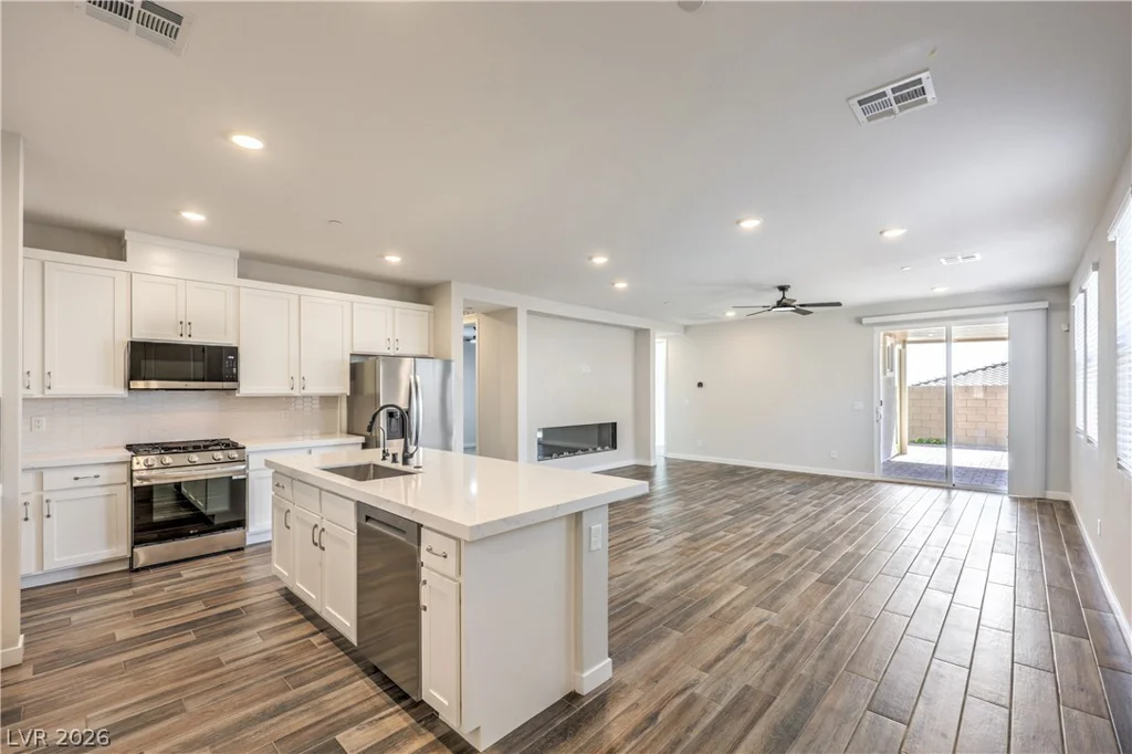 8336 Tanton Ridge, Las Vegas, NV 89166