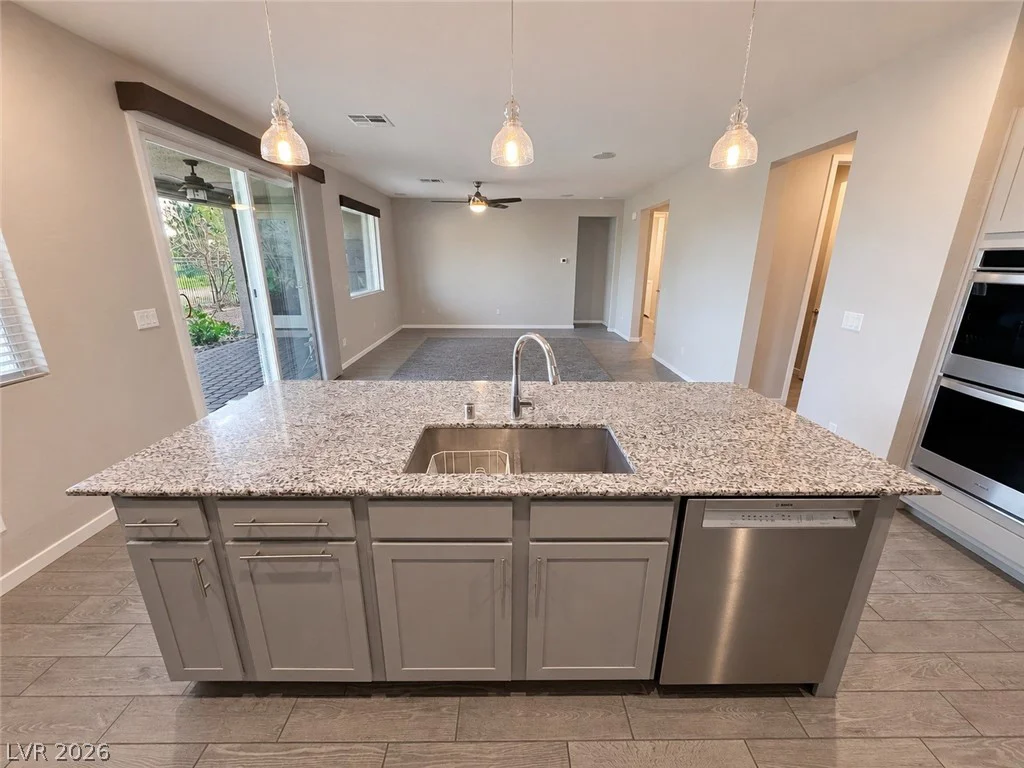 5119 Long Leaf, Pahrump, NV 89061