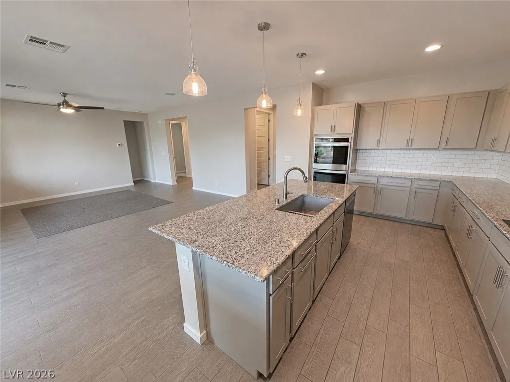 5119 Long Leaf, Pahrump, NV 89061