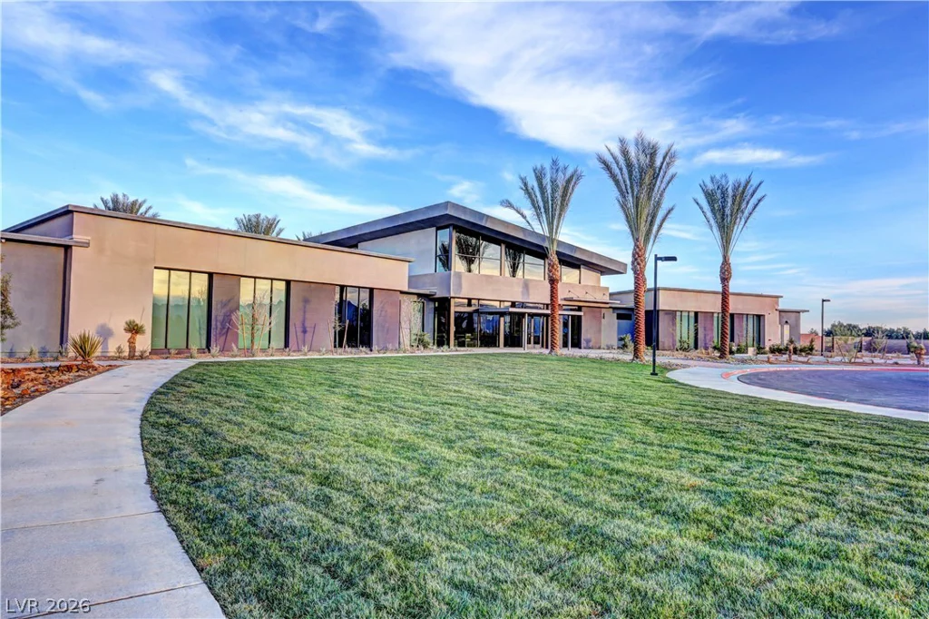5119 Long Leaf, Pahrump, NV 89061