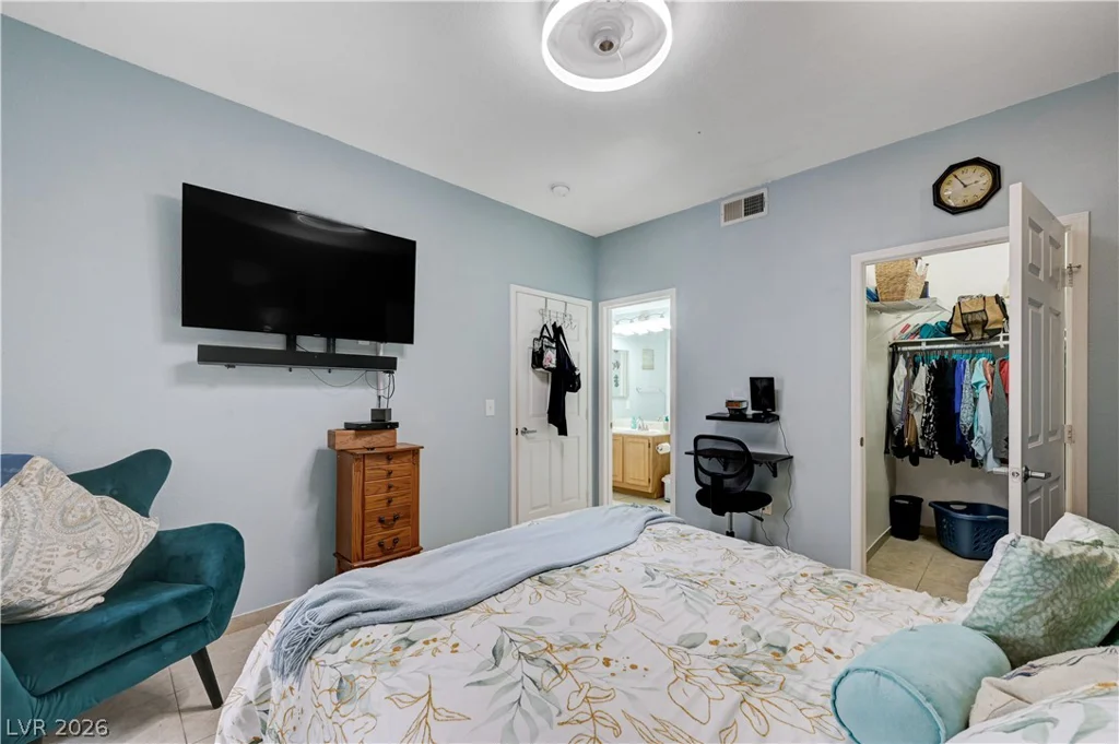 8555 Russell, Las Vegas, NV 89113