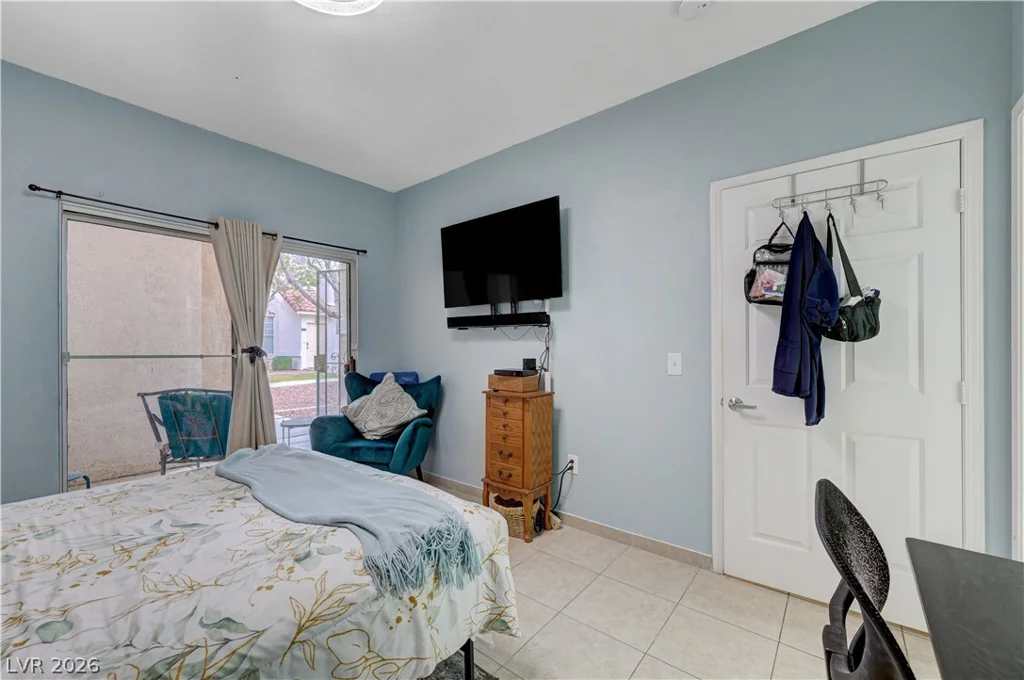 8555 Russell, Las Vegas, NV 89113