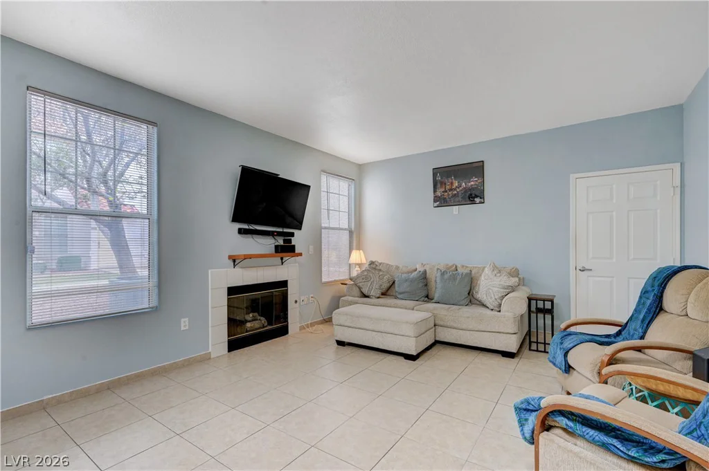8555 Russell, Las Vegas, NV 89113